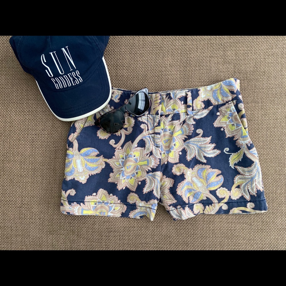 🍂 LOFT Paisley Tailored Shorts with Pockets